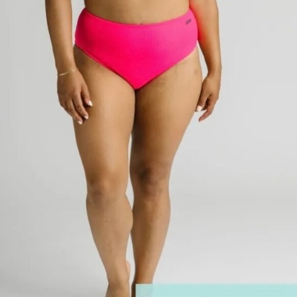 Zyia Bikini - Picture 3 of 7